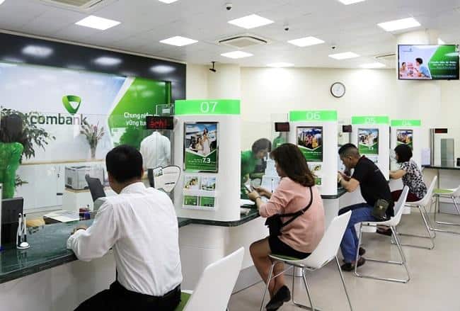 Chi tiết giờ làm việc ngân hàng Vietcombank thế nào?