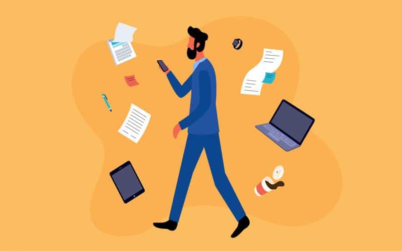 CEO là người điều hành các hoạt động của doanh nghiệp