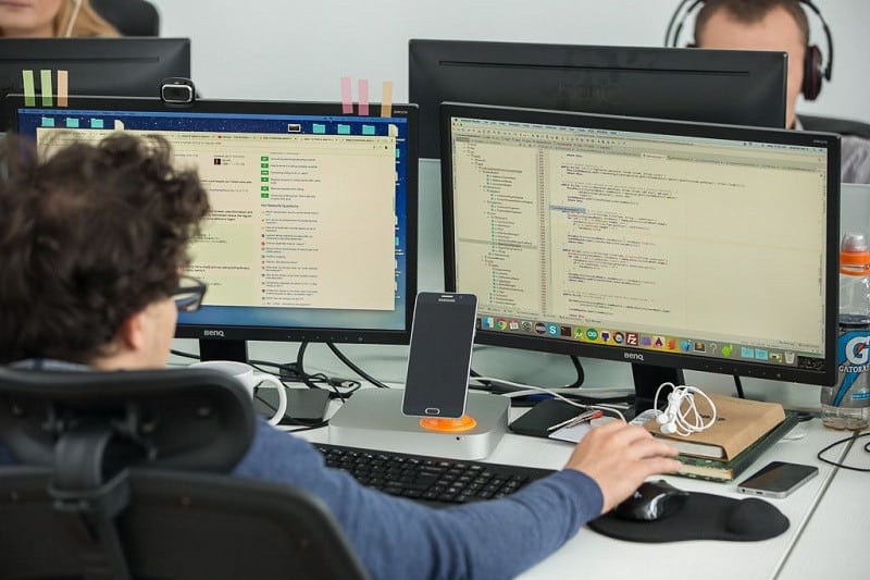 CTO có nhiệm vụ chính là làm việc trong các dự án kỹ thuật, công nghệ của công ty